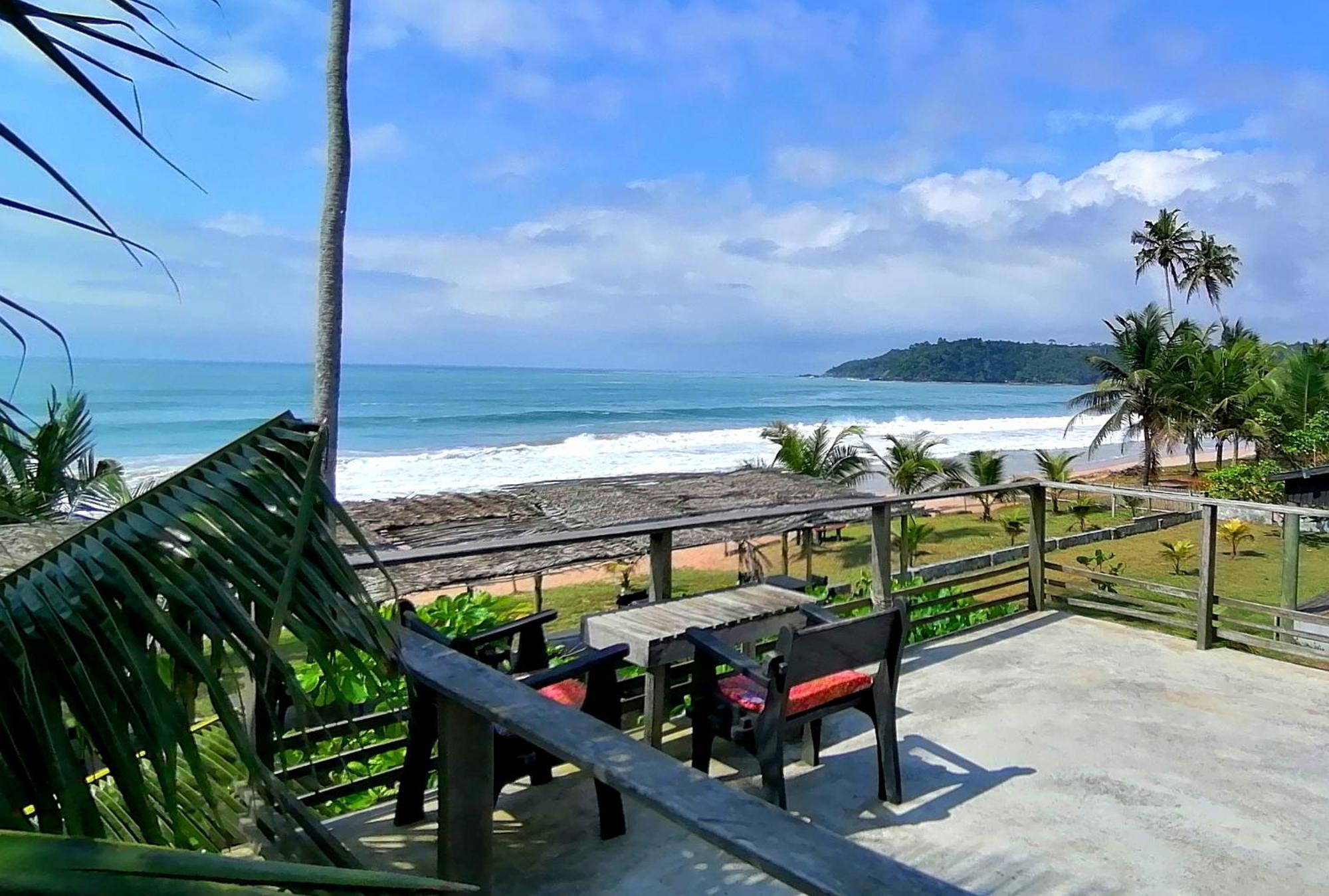 Afro Beach Eco Resort Butre Rum bild