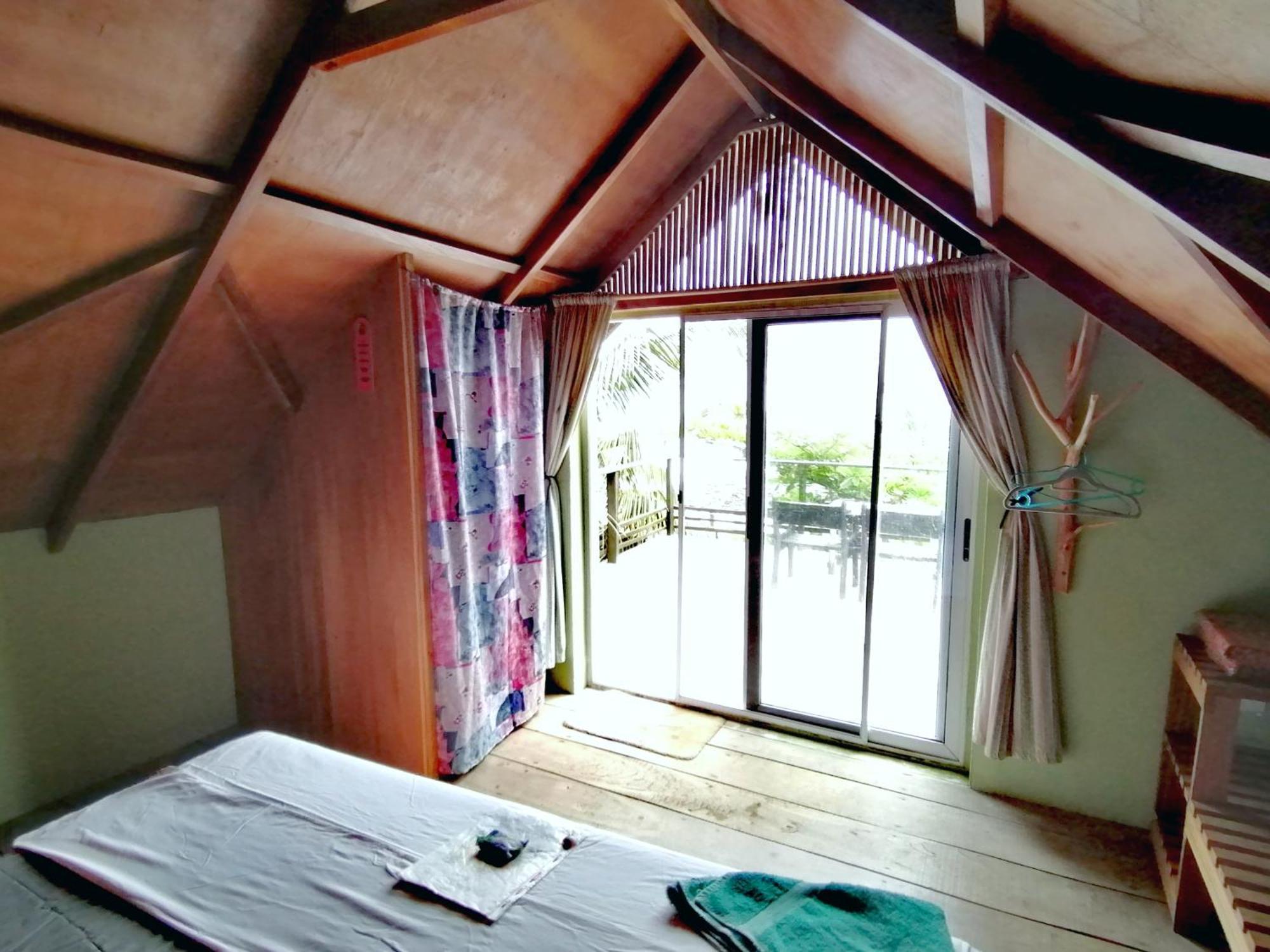 Afro Beach Eco Resort Butre Rum bild