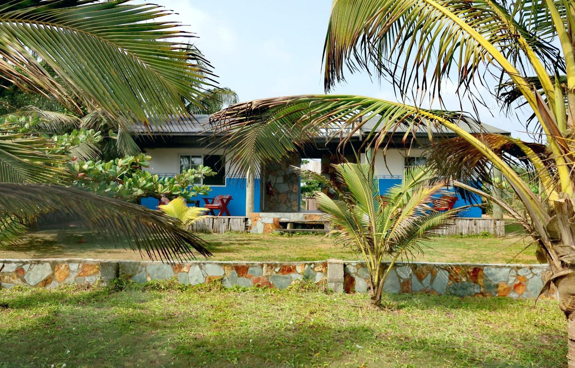 Afro Beach Eco Resort Butre Rum bild