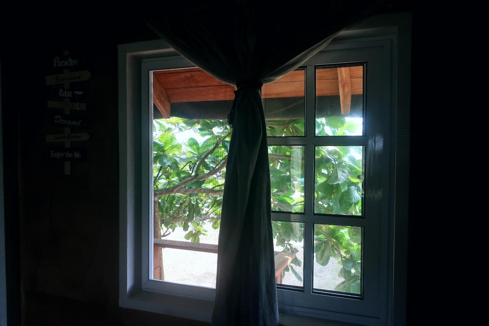 Afro Beach Eco Resort Butre Rum bild
